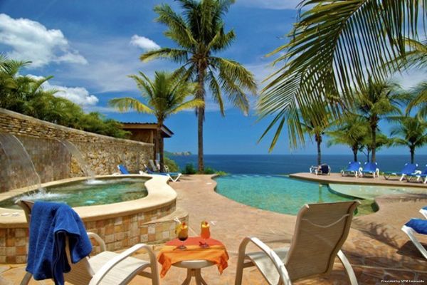 Ocotal Beach Resort (Florida)